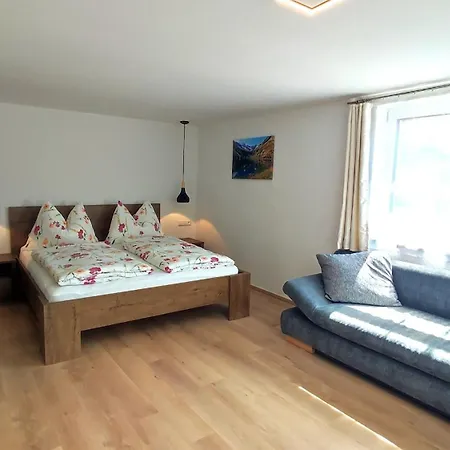 Steiner Apartment